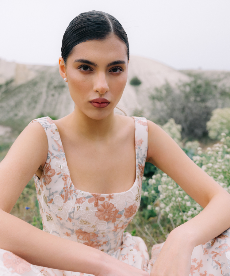 Made-to-Measure Bridal & Evening Wear