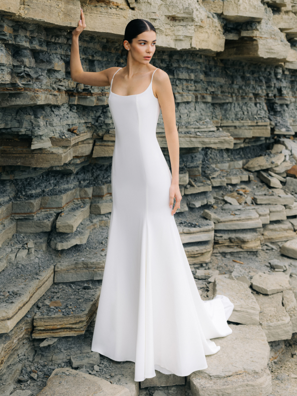 Minerva Milk-White Mermaid Wedding Dress with Train in Crepe